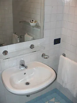 Ca'Nova Alloggi Guest House Campalto 2*,
